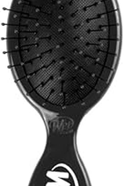 Rachel Zoe’s Mini Hair Brush