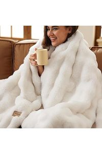 Sutton Stracke's Faux Fur Throw Blanket