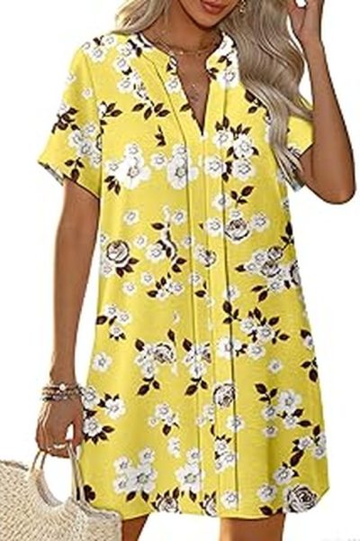 Jennifer Tilly’s Yellow Rose Print Dress