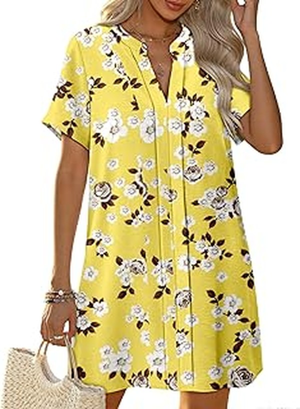 Jennifer Tilly’s Yellow Rose Print Dress